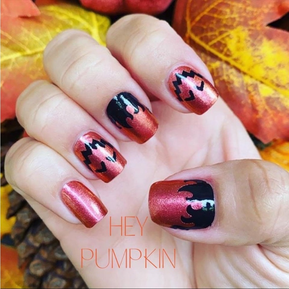 *Retired* Color Street: Hey Pumpkin | Halloween Orange Black Jack O’Lantern - Picture 7 of 16